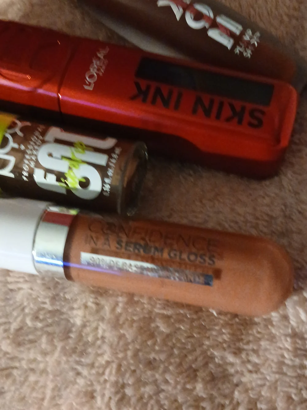 Lip Favorites Bundle – NYX Fat Oil, IT Cosmetics, L'Oréal & Bu​ndle
